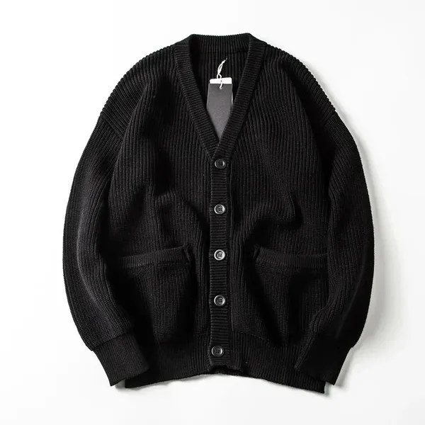 Watin Cardigan pocket detail