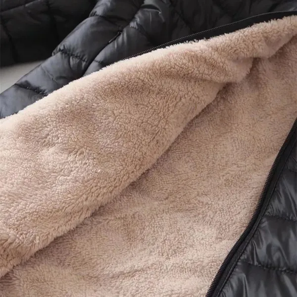 Zoe Puffer Jacket pocket detail