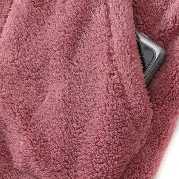 Ezra Fleece Jacket lifestyle wear