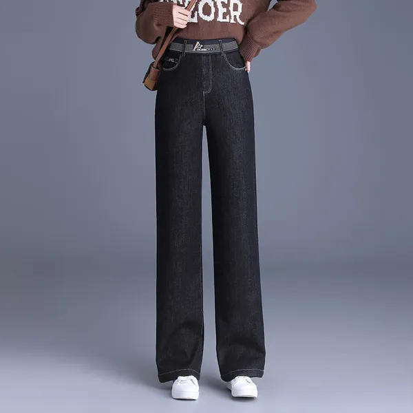 Meira Denim Pants detail – waistband and fabric texture