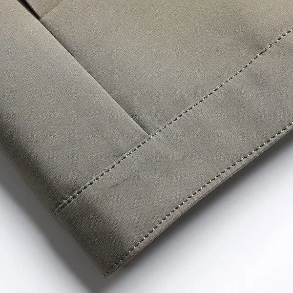 Larwin Jacket pocket detail and fit