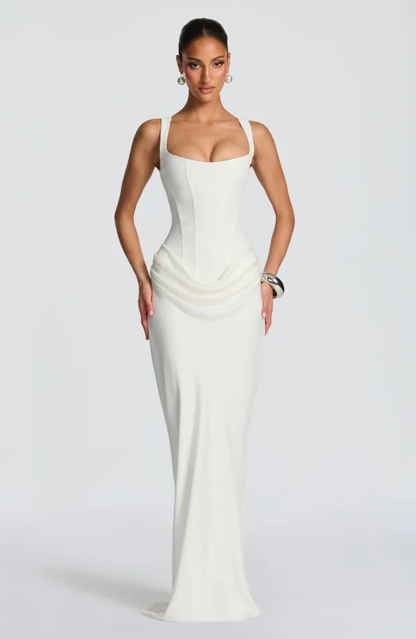 Nelya Dress lace-up back closure detail