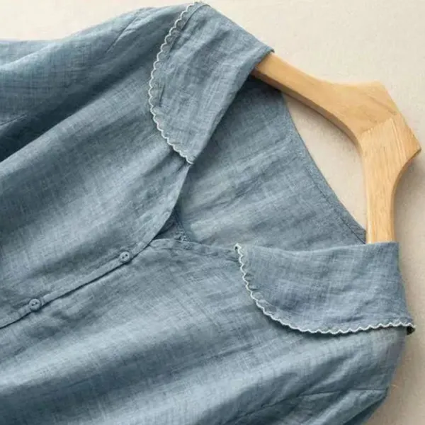 Tiara Linen Blouse lifestyle photo