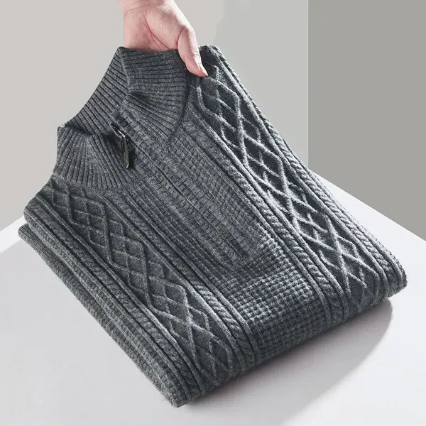 Heaver Sweater cable-knit texture detail