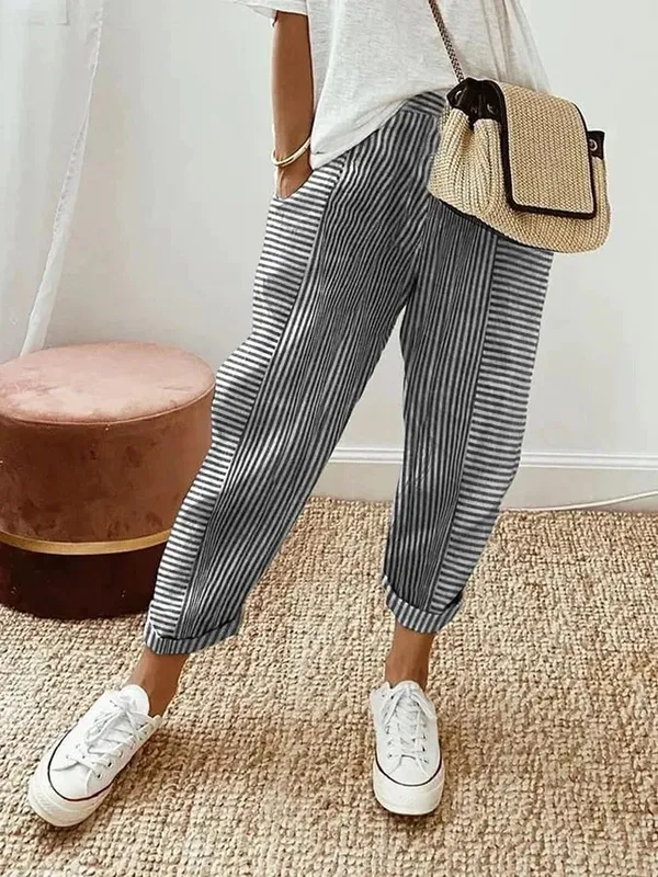 Full outfit look with Striped Pantona Pants