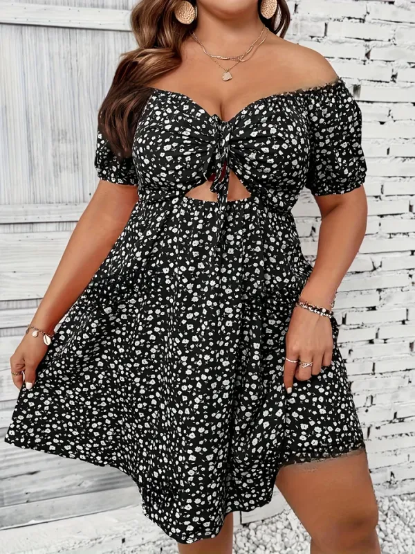 Vestido floral plus size ombro a ombro - vista frontal