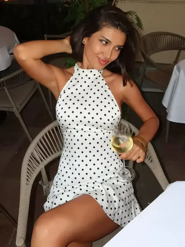 Vestido retrô poá sem costas halter mini