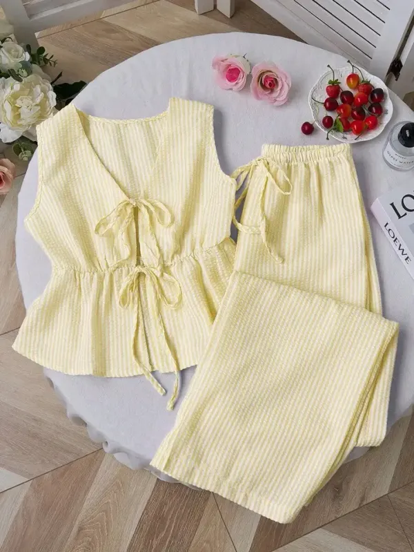 Conjunto Feminino Regata Listrada com Calça Pantalona Cintura Alta