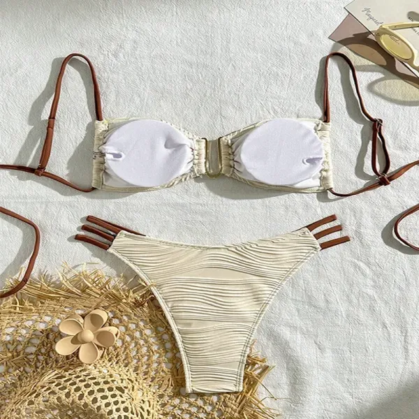 Biquíni Feminino Push-Up — detalhe do bojo e modelagem