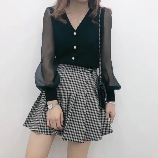 Blusa feminina casual chique manga longa com renda — vista lateral