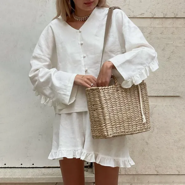 Conjunto feminino de linho — detalhe da camisa com amarração frontal