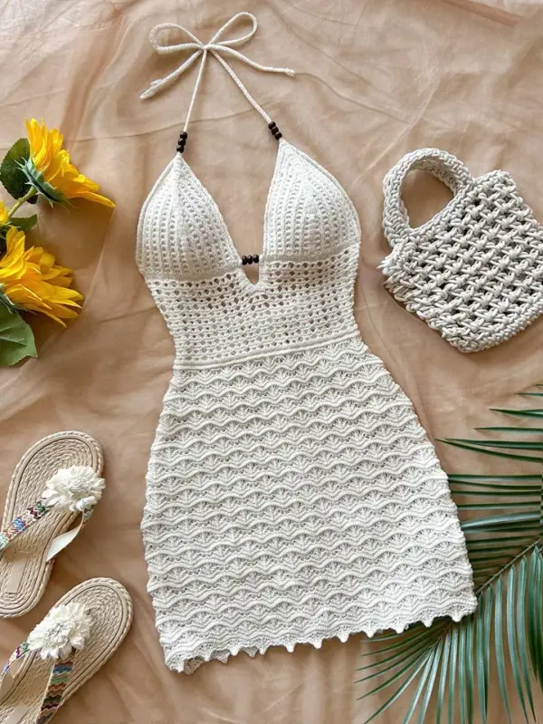 Vestido de crochê branco halter neck feminino — vista frontal
