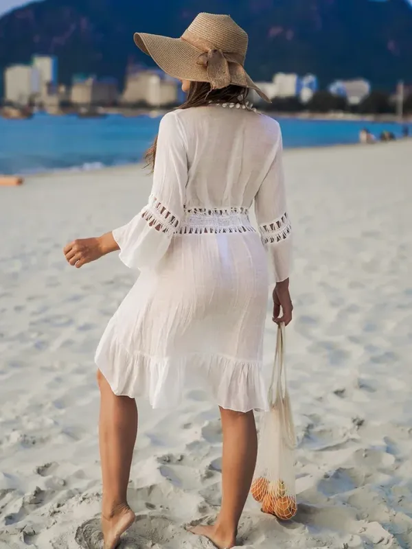 Saída de praia cardigã transparente com franjas – look completo