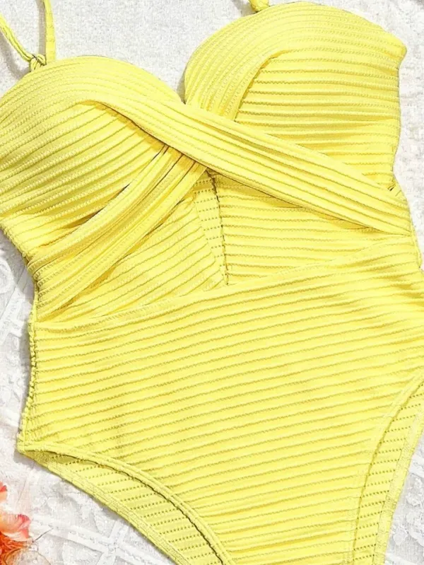 Maiô amarelo costas abertas modelador praia