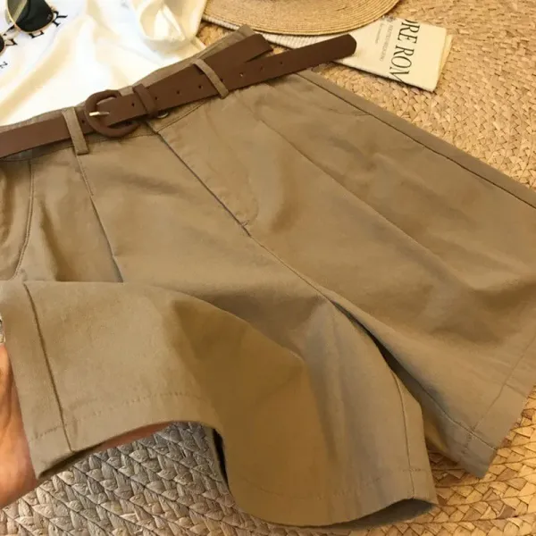 Shorts feminino perna larga look casual elegante