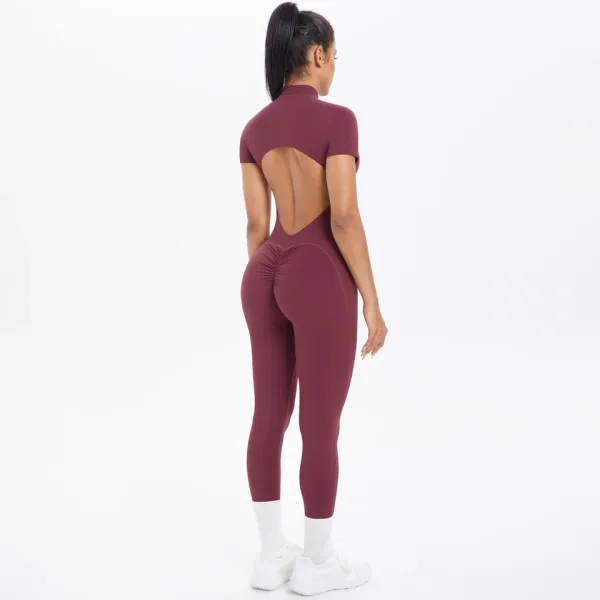 Macacão feminino fitness detalhes do tecido e acabamento
